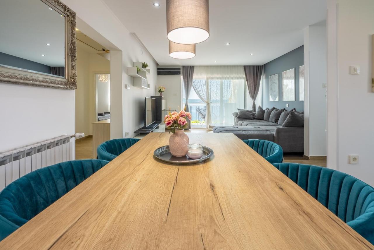 Apartments Luna Dramalj Eksteriør billede