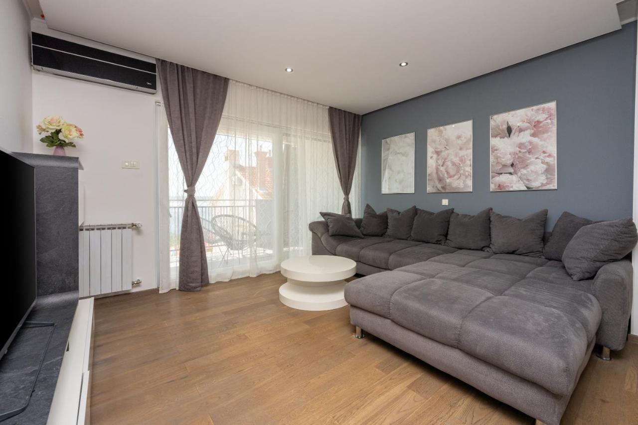 Apartments Luna Dramalj Eksteriør billede